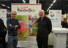 Proeftuin Randwijk/FruitConsult met Matty Polfliet en Henny Balkhoven.